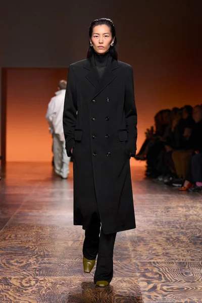 Look 37